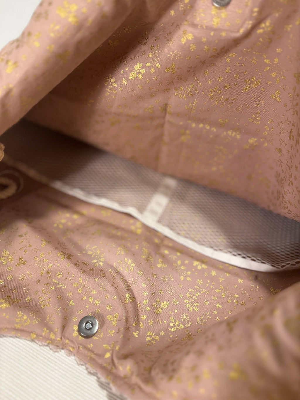 Breitcord-Umhängetasche Altrosa