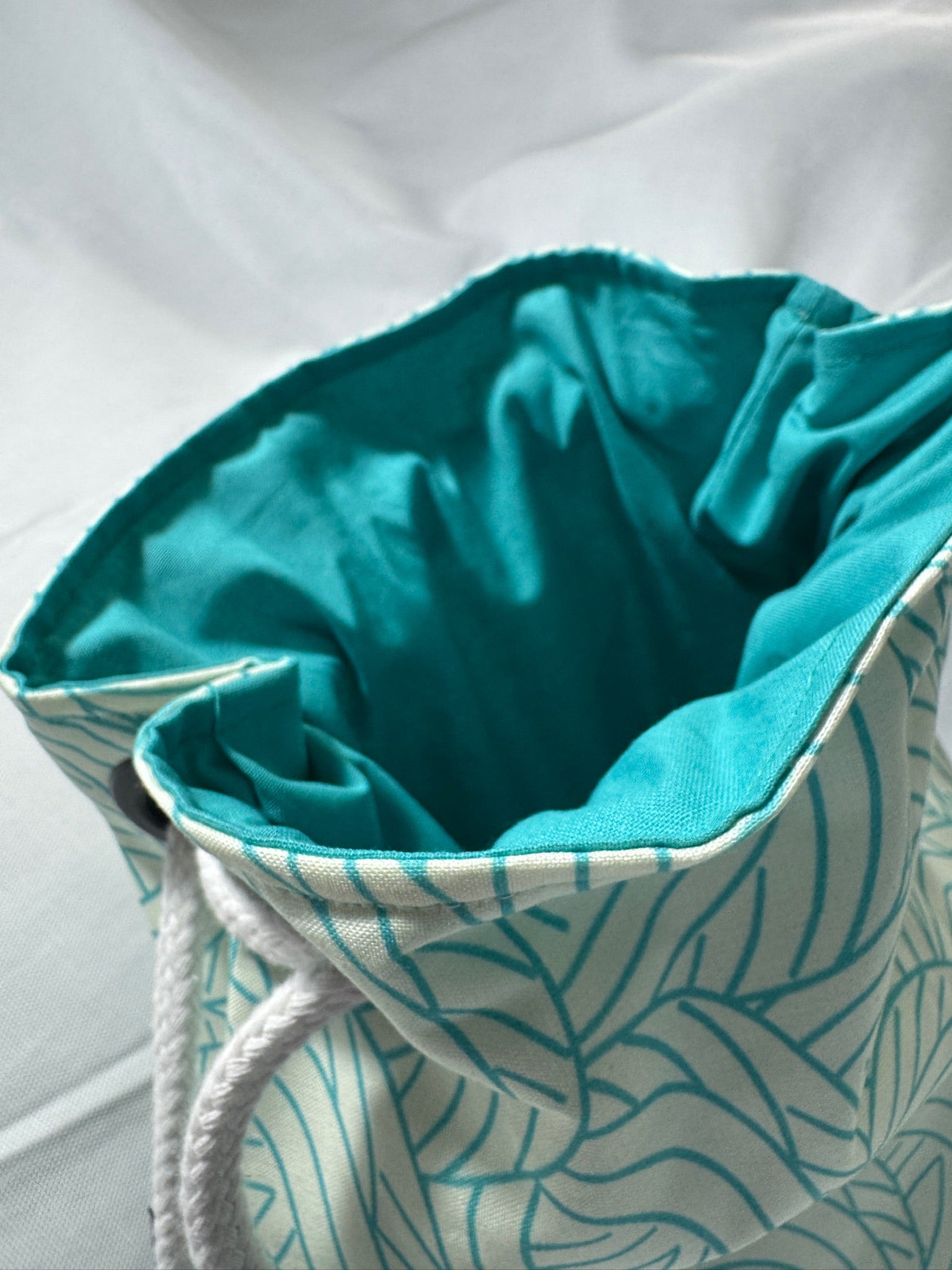 BØR Projekttasche mit Kordelzug – „Mint Yarn Bucket“ - Gr. M