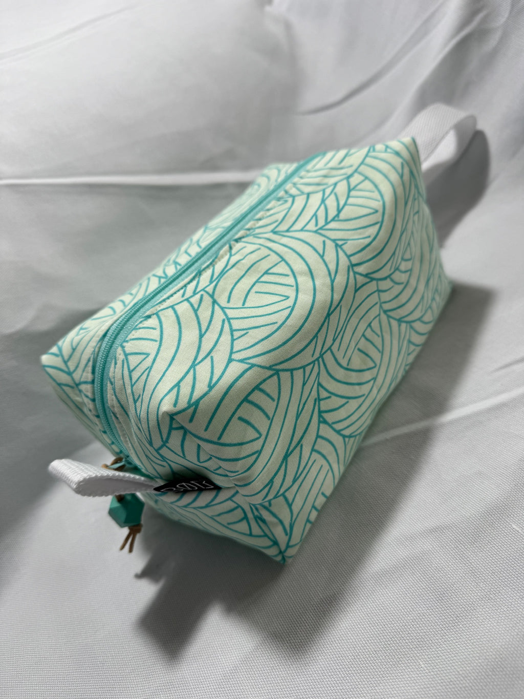 BØR Projekttasche mit Reißverschluss - „Mint Yarn“ – Größe S
